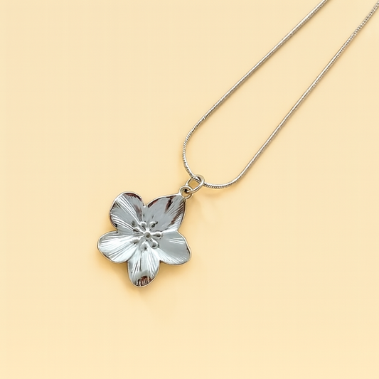 🌸 Whispers of Bloom Necklace 🌸